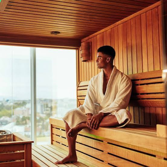 Steam Sauna for Muscle Recovery: What Actually Helps After a Workout